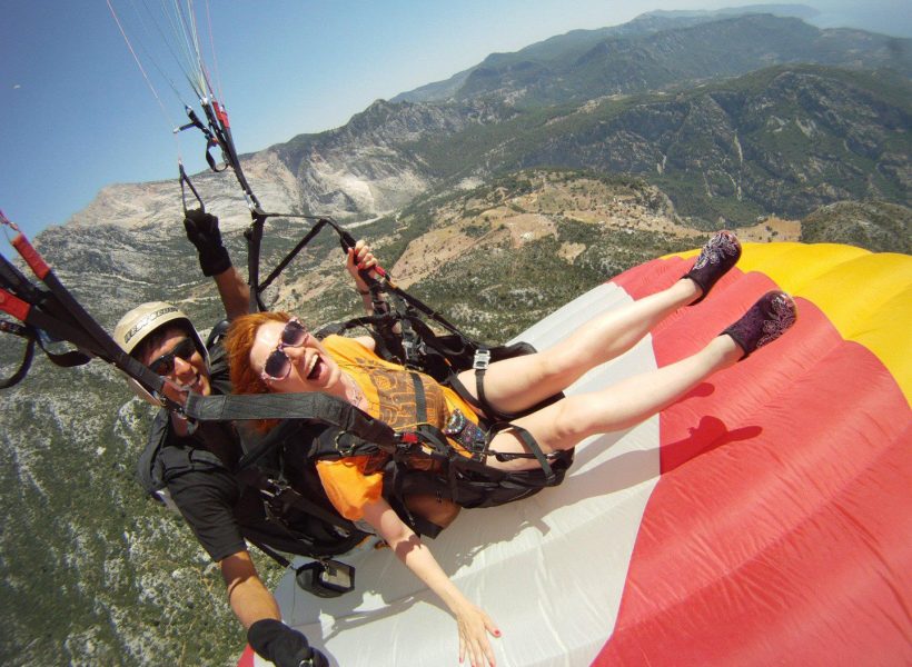 Paragliding in istanbul